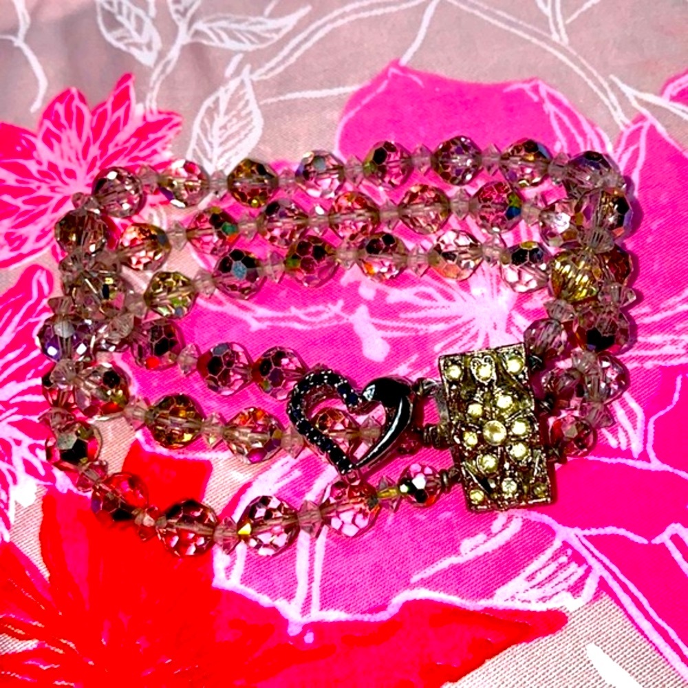 •vintage• Iridescent {crystal beaded bracelet}with Sterling Sapphire Heart
